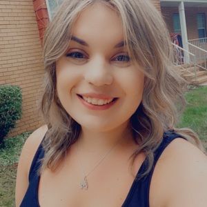 Meet your Posher, Meaghan